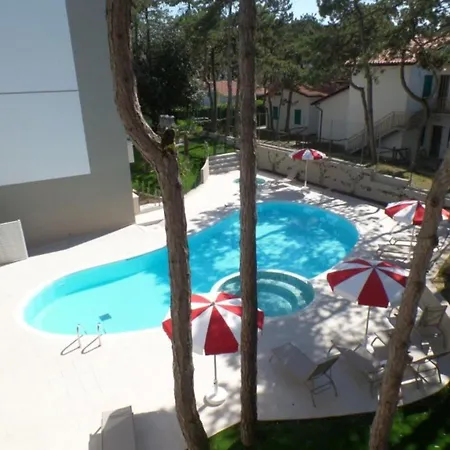 Apartment Bright Two-room Flat In A With Pool
